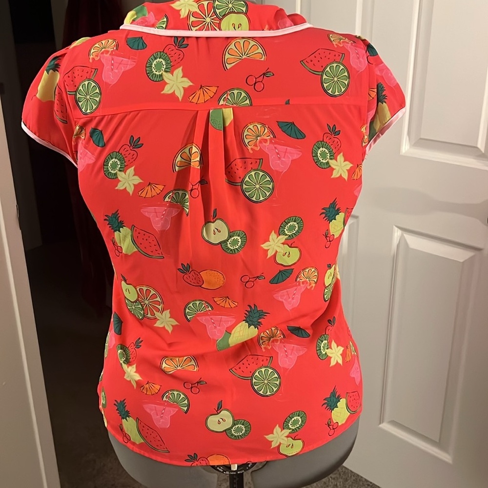 Lindy bop top with fruit and Peter Pan collar - Picture 4 of 5